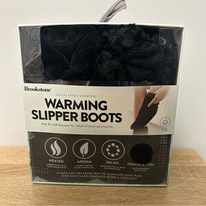 NWT Warming Slipper Boots
